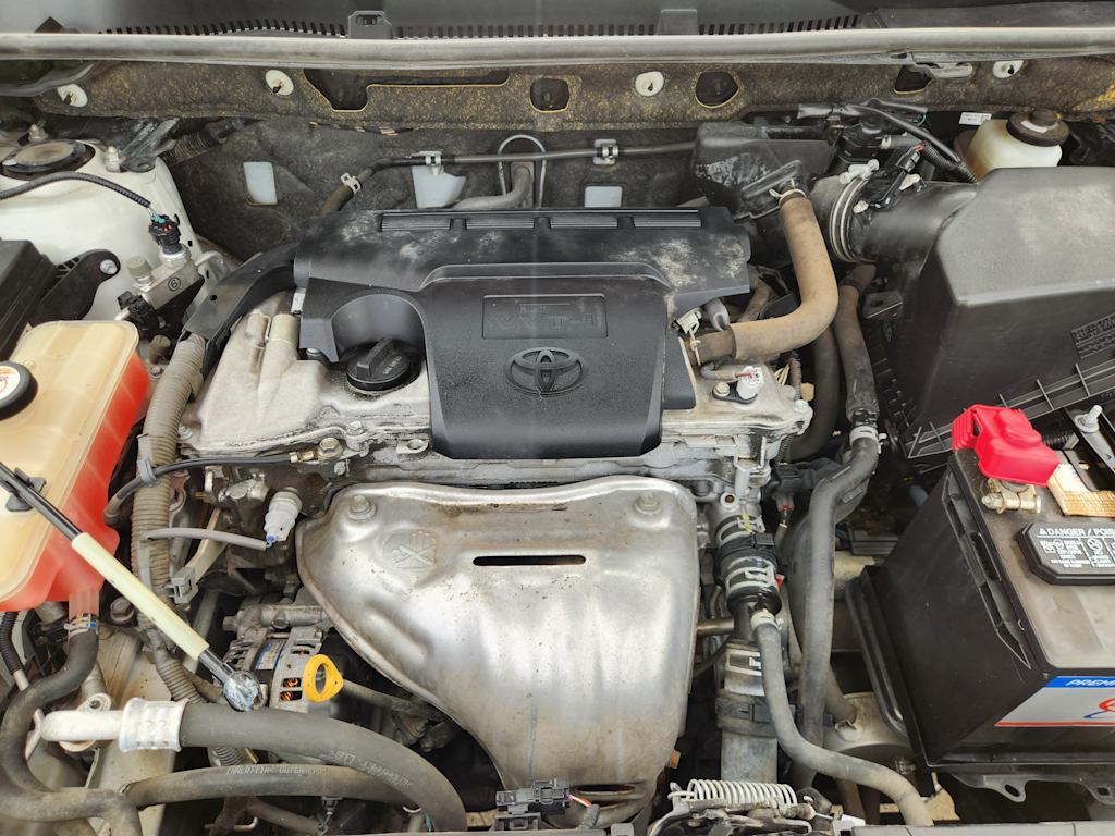 Thumbnail: 2018 Toyota RAV4 - 9