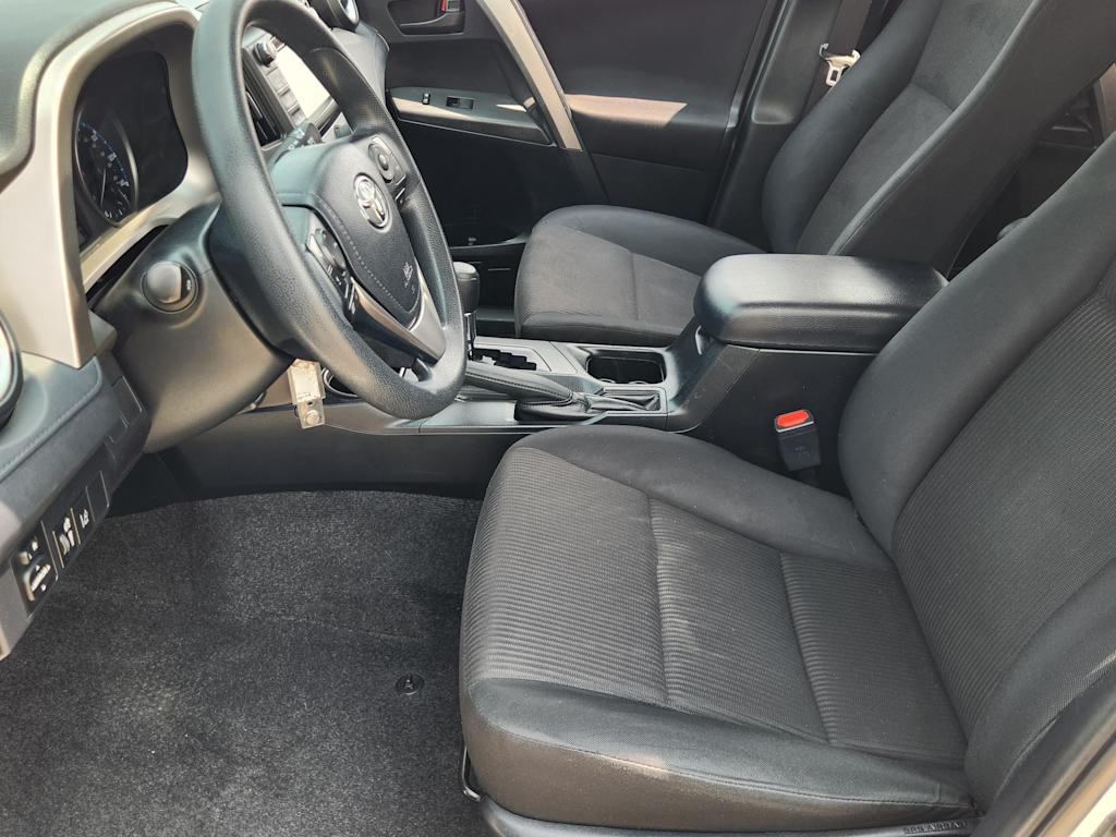 Thumbnail: 2018 Toyota RAV4 - 11