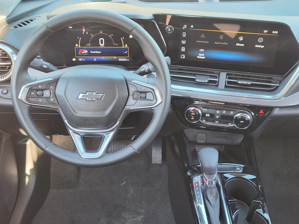 Thumbnail: 2025 Chevrolet Trax - 14