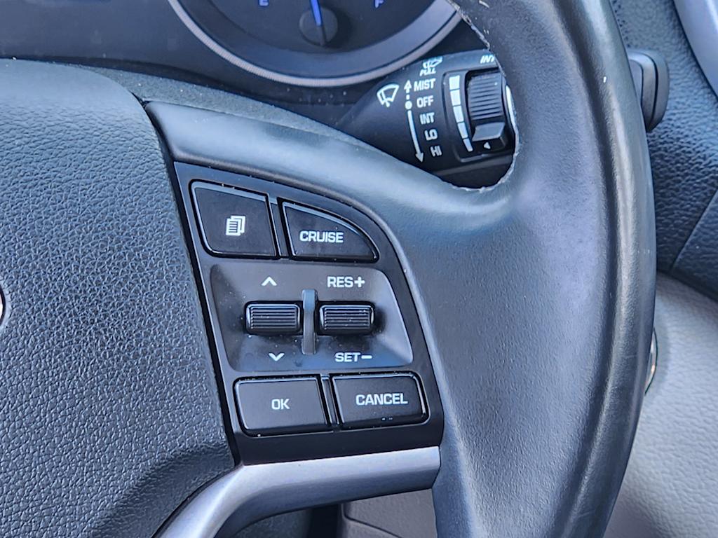 Thumbnail: 2016 Hyundai Tucson - 32