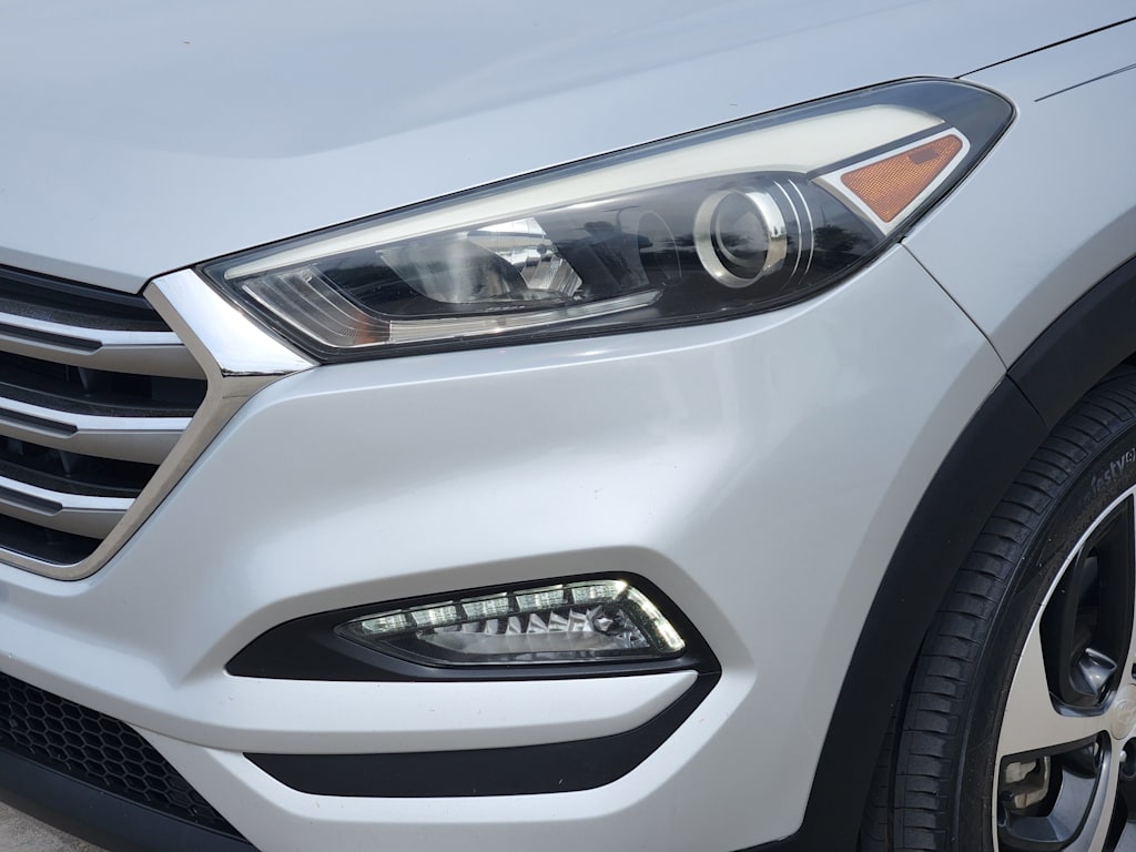 Thumbnail: 2016 Hyundai Tucson - 23