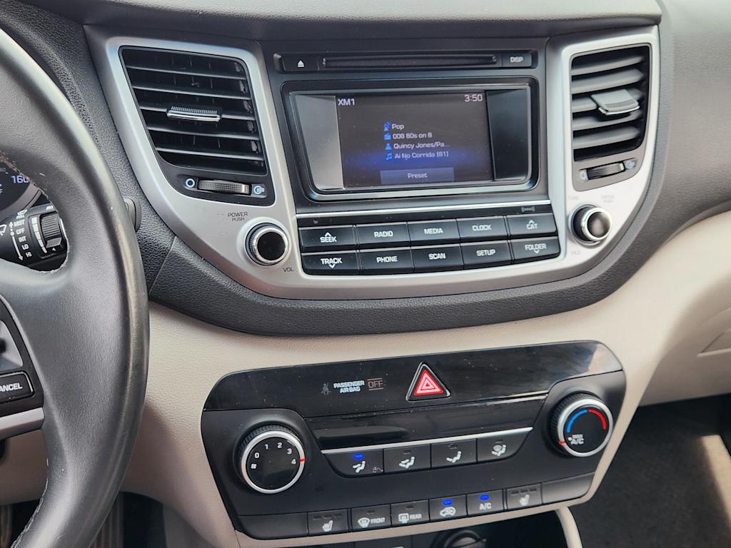 Thumbnail: 2016 Hyundai Tucson - 15