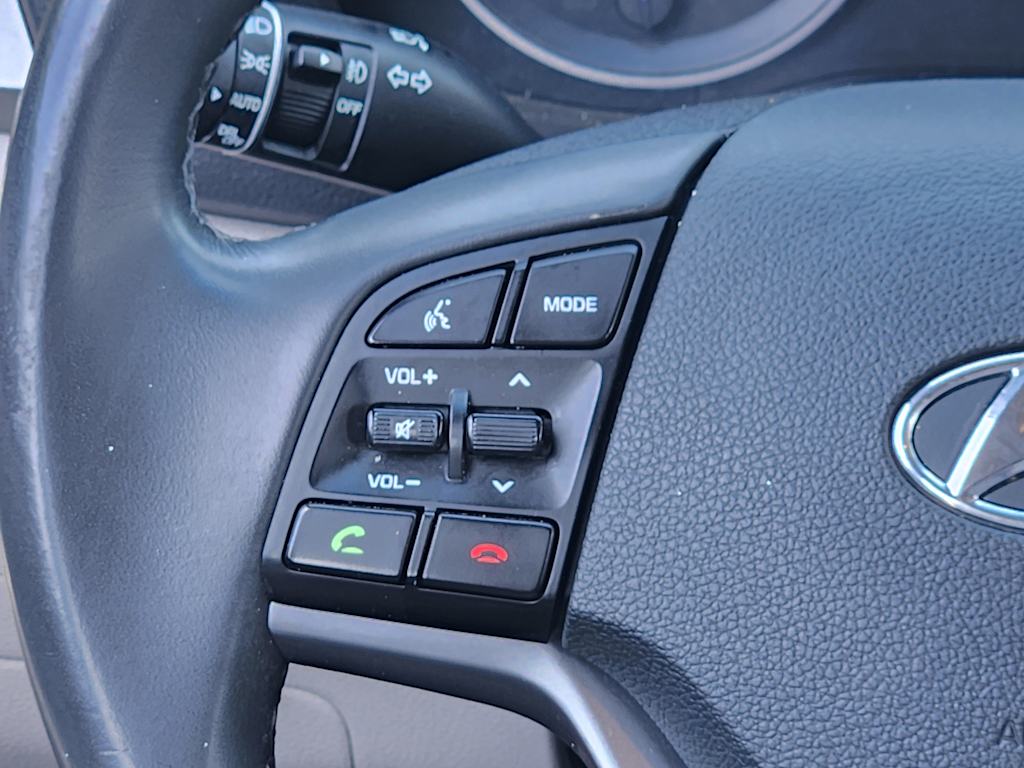 Thumbnail: 2016 Hyundai Tucson - 31