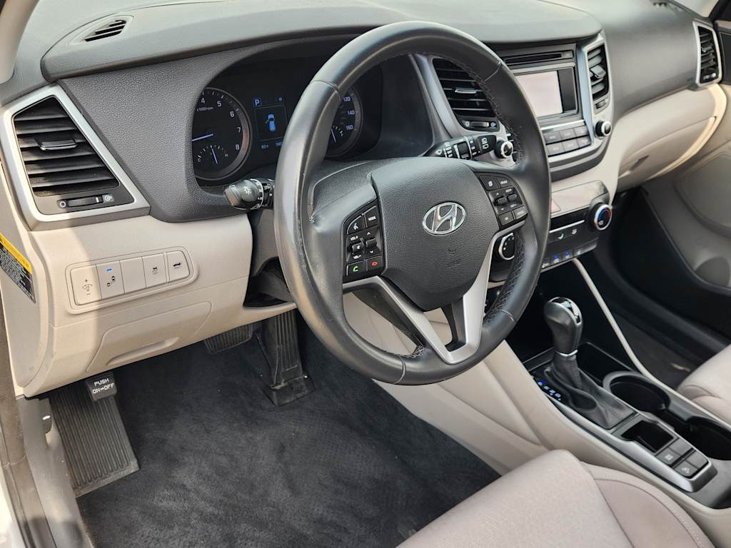 Thumbnail: 2016 Hyundai Tucson - 2