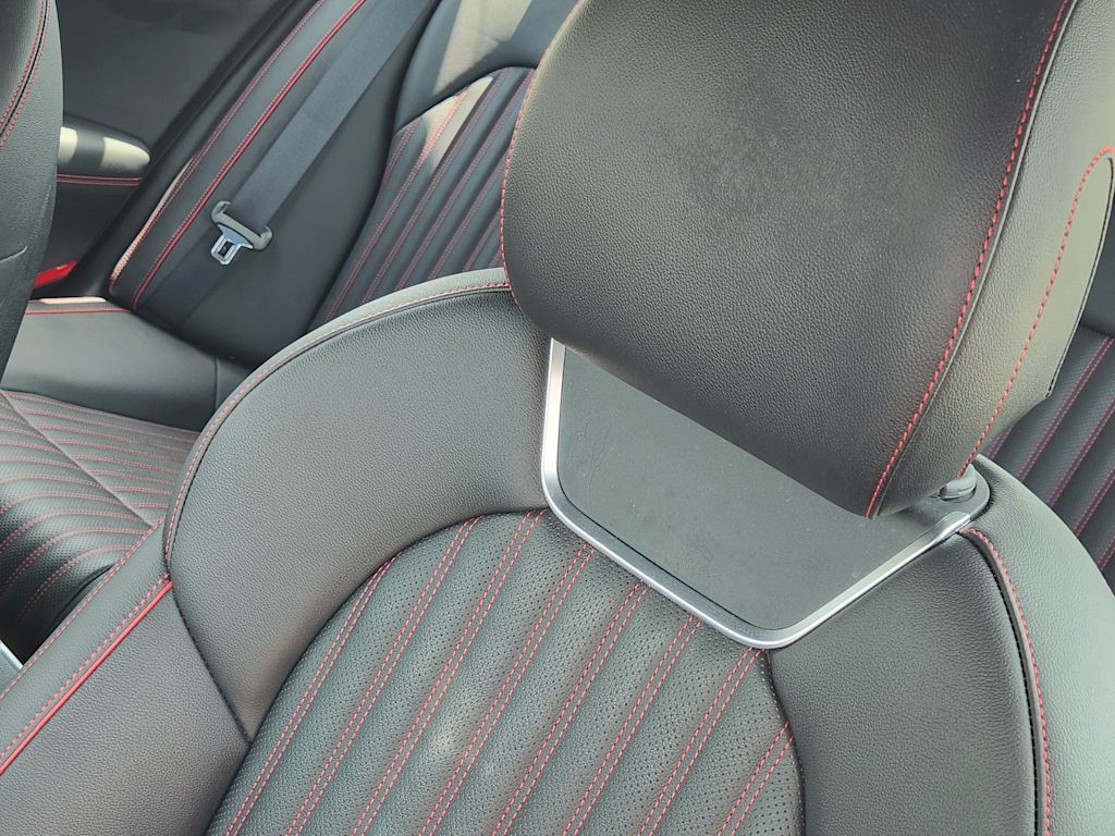 Thumbnail: 2025 Genesis G70 - 24
