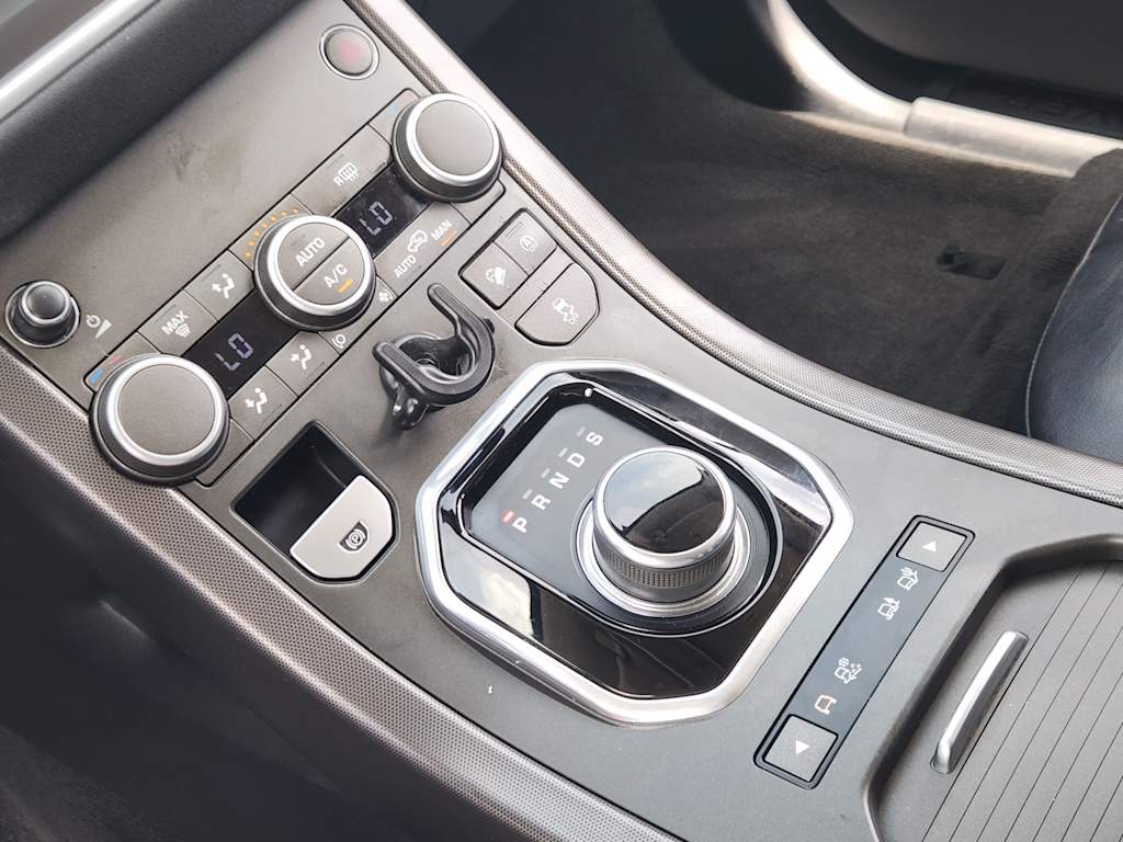 Thumbnail: 2018 Land Rover Range Rover Evoque - 16