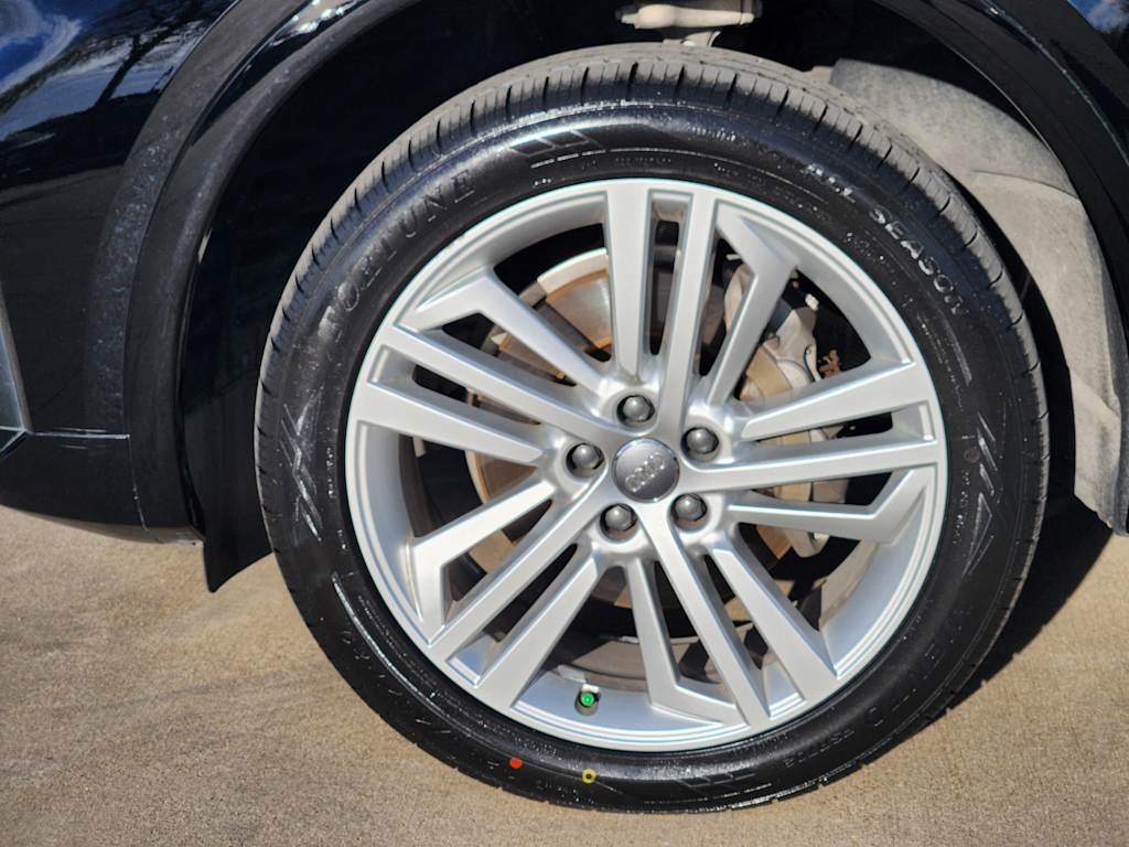 Thumbnail: 2021 Audi Q5 - 22