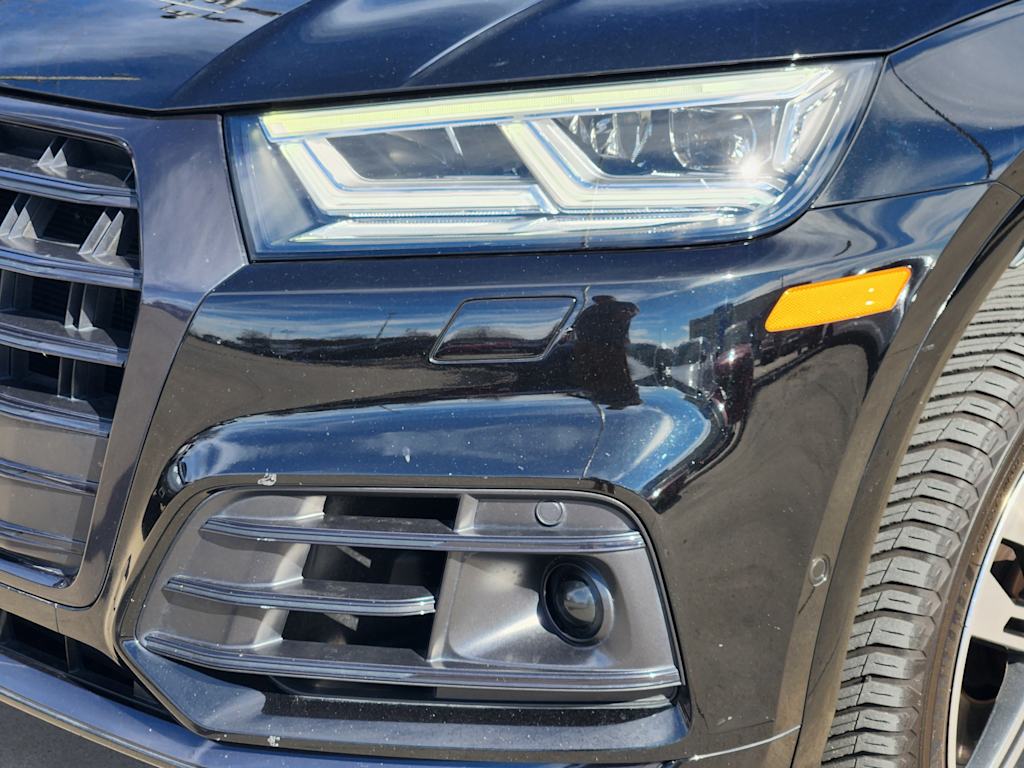 Thumbnail: 2020 Audi SQ5 - 23