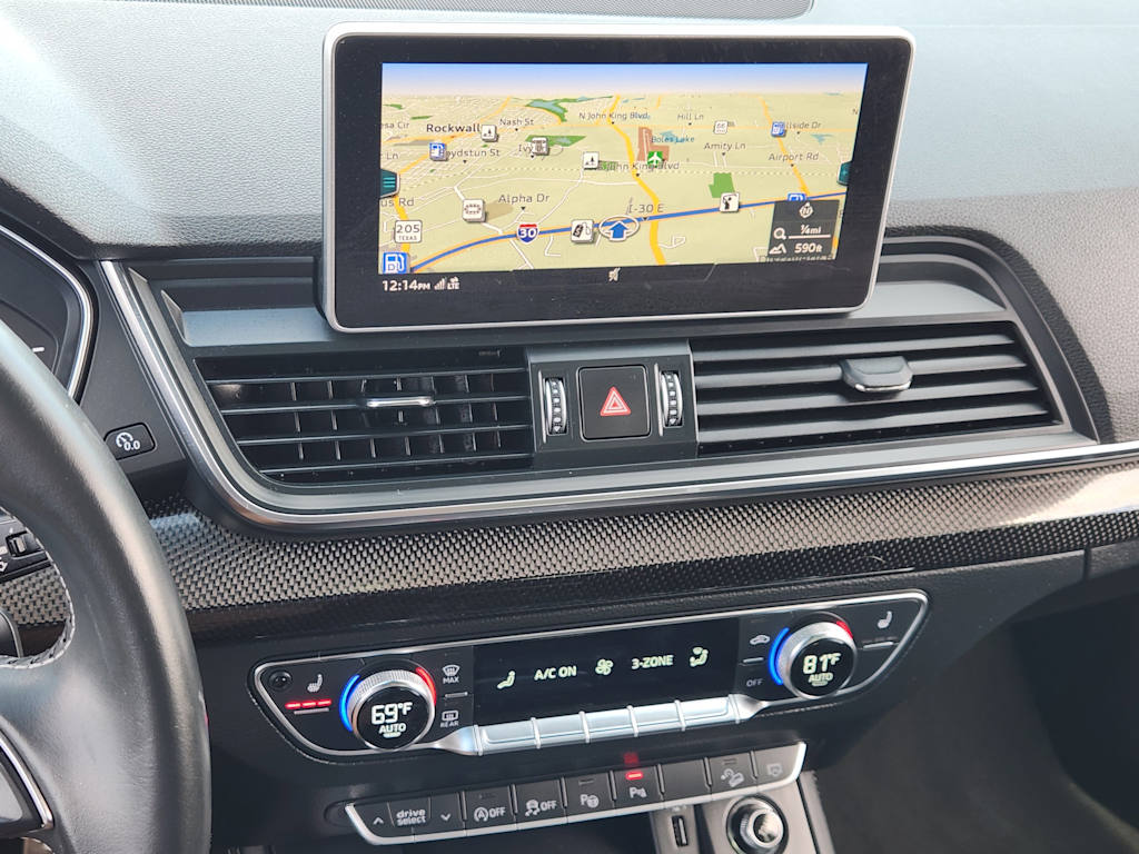 Thumbnail: 2020 Audi SQ5 - 15