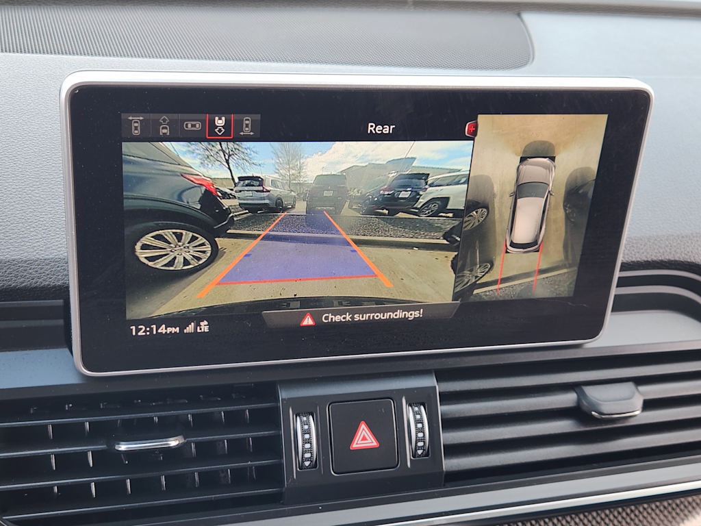 Thumbnail: 2020 Audi SQ5 - 25