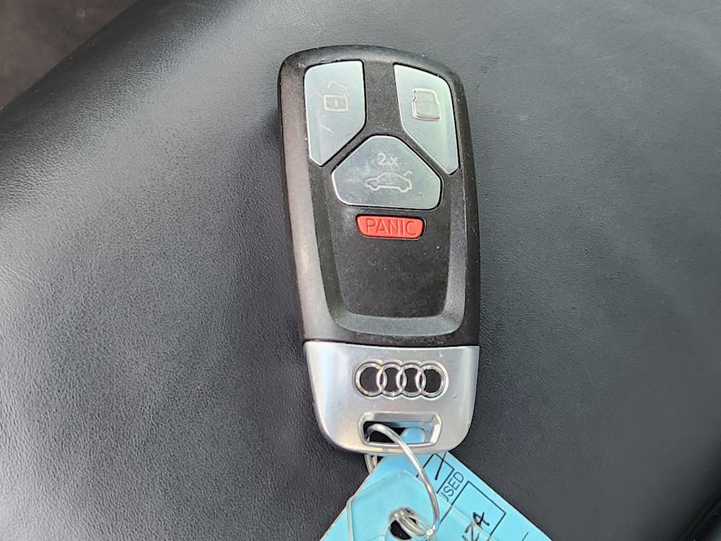 Thumbnail: 2020 Audi SQ5 - 19