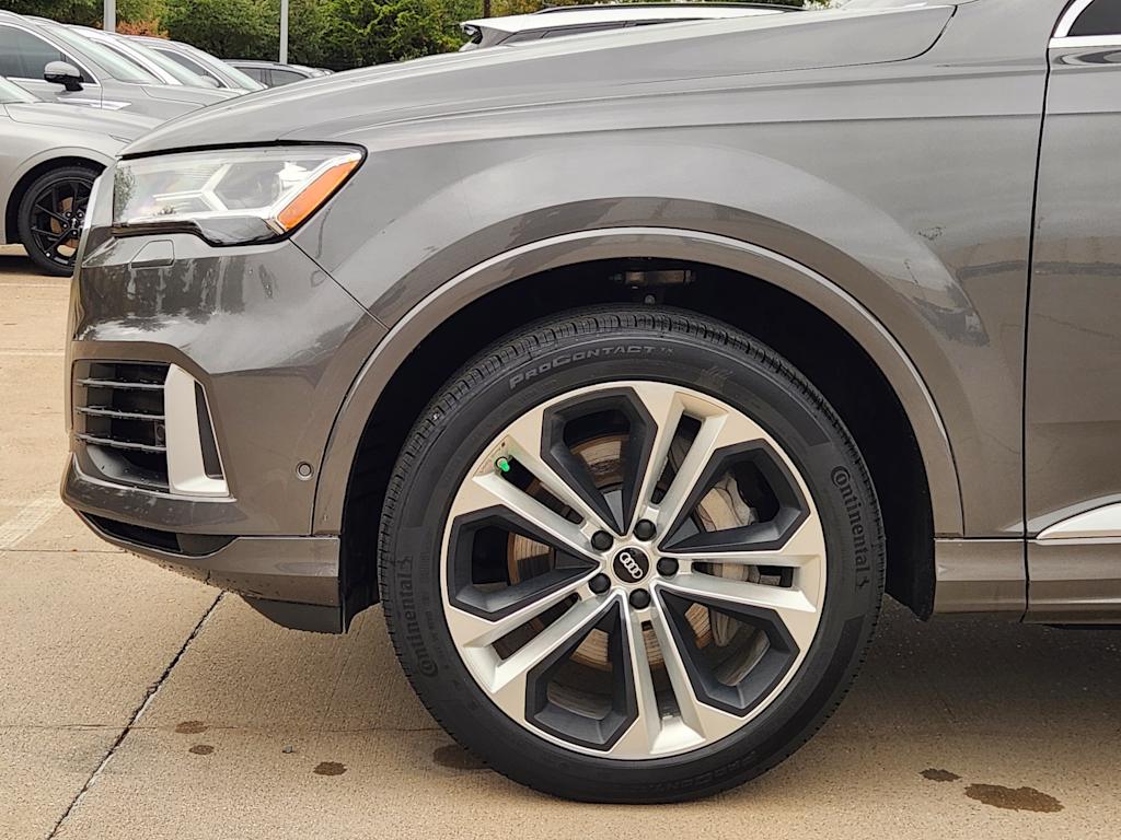 Thumbnail: 2022 Audi Q7 - 8