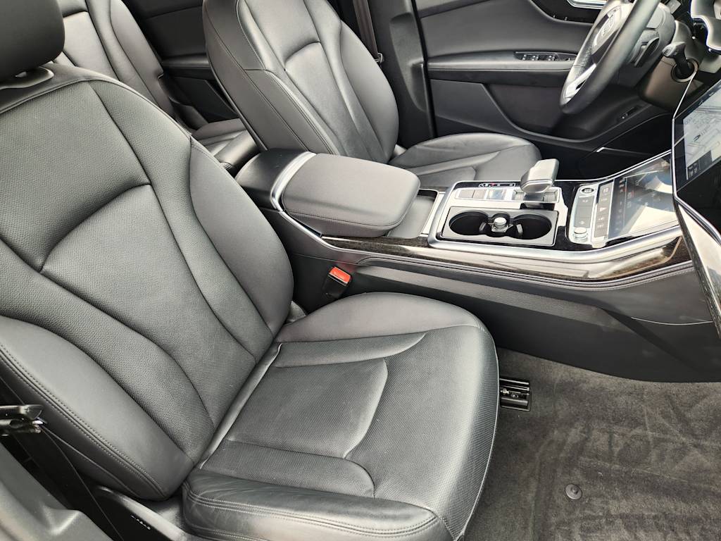 Thumbnail: 2022 Audi Q7 - 12