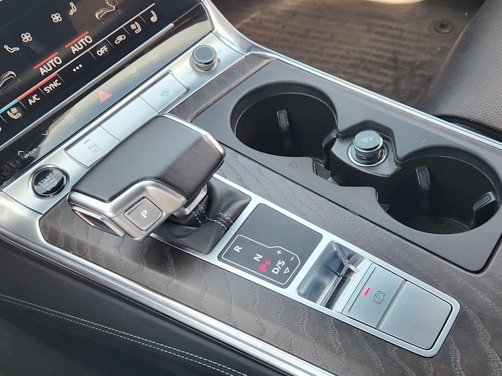 Thumbnail: 2021 Audi A6 - 16