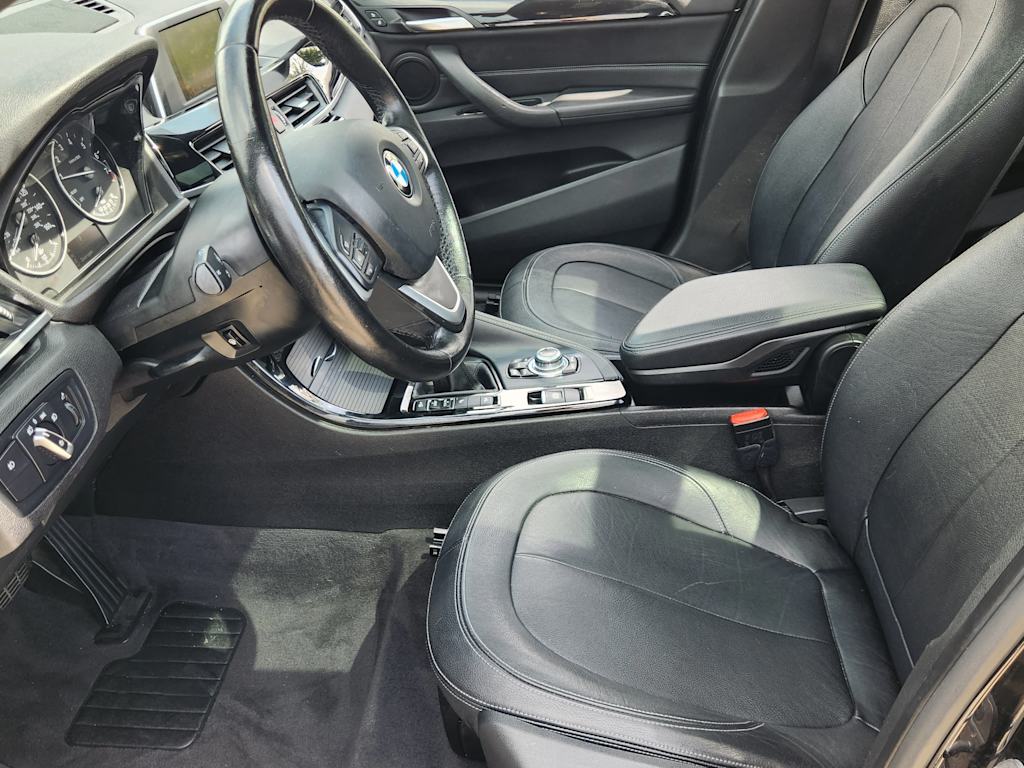 Thumbnail: 2016 BMW X1 - 11