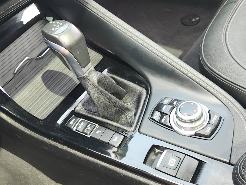 Thumbnail: 2016 BMW X1 - 16