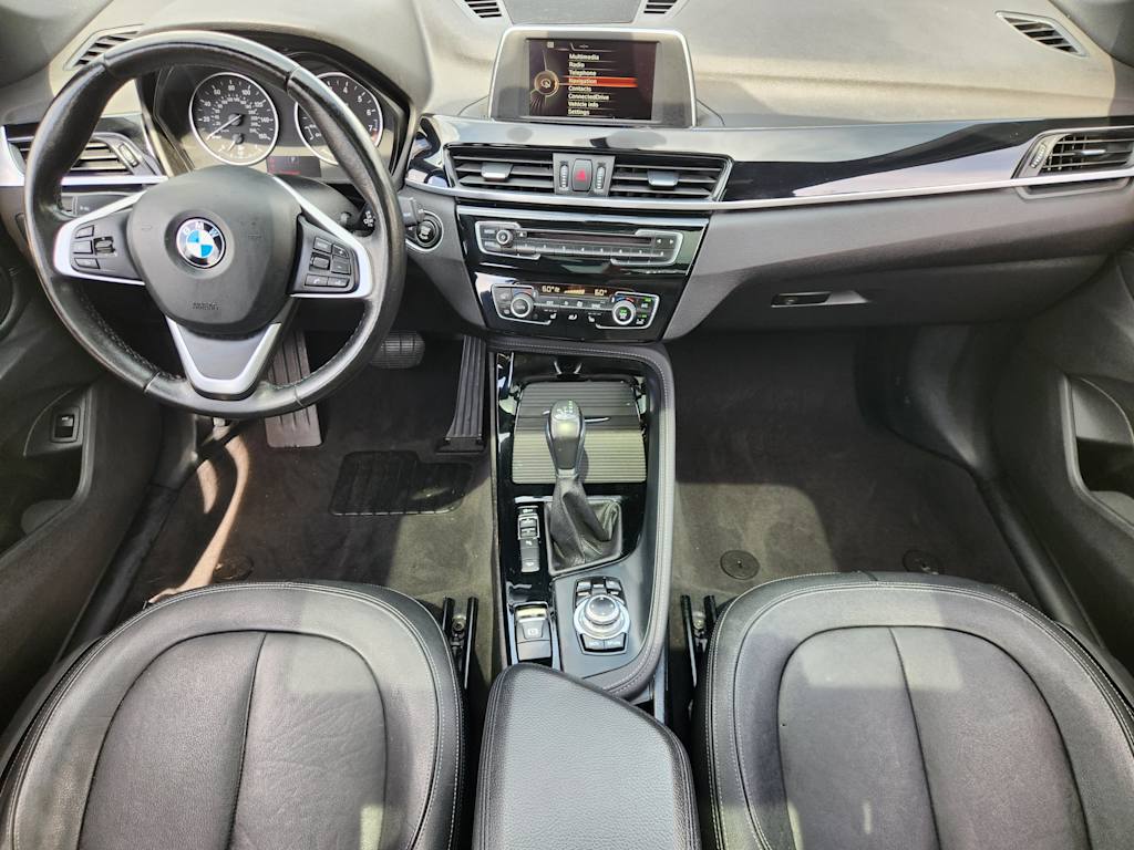 Thumbnail: 2016 BMW X1 - 10