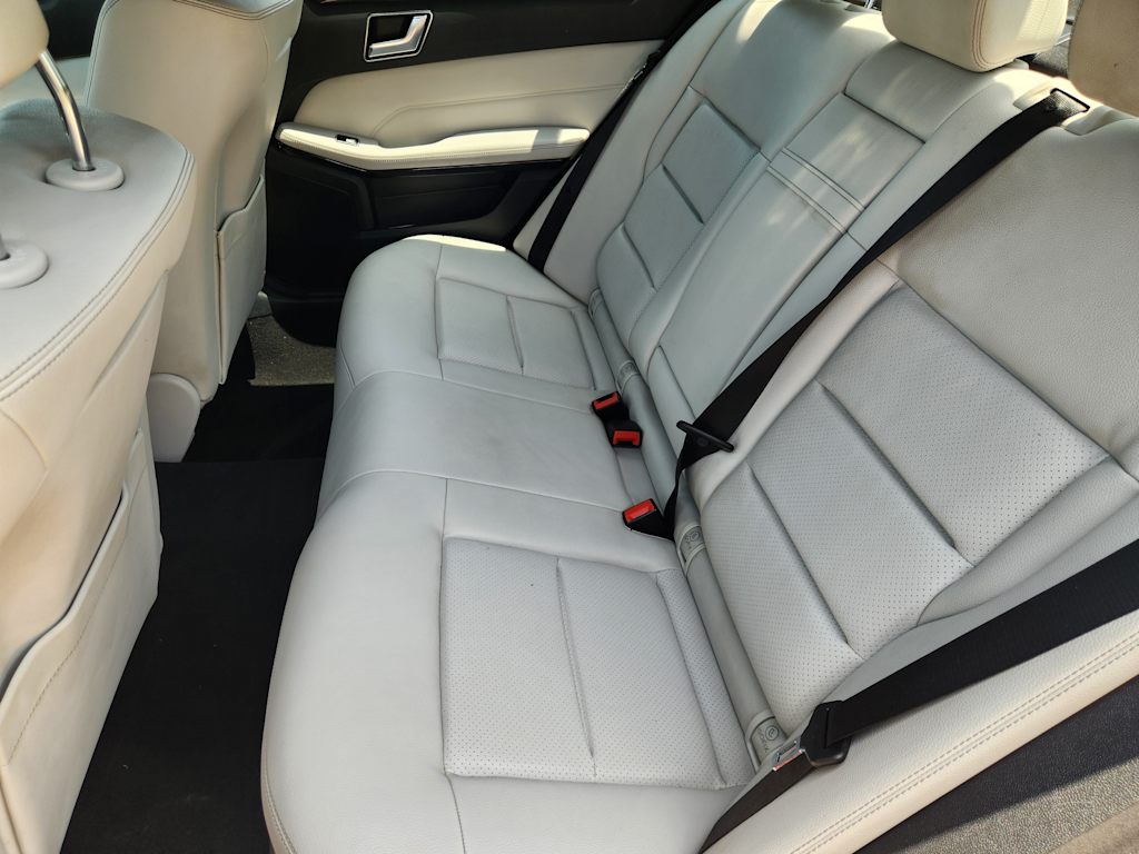 Thumbnail: 2016 Mercedes-Benz E-Class - 21