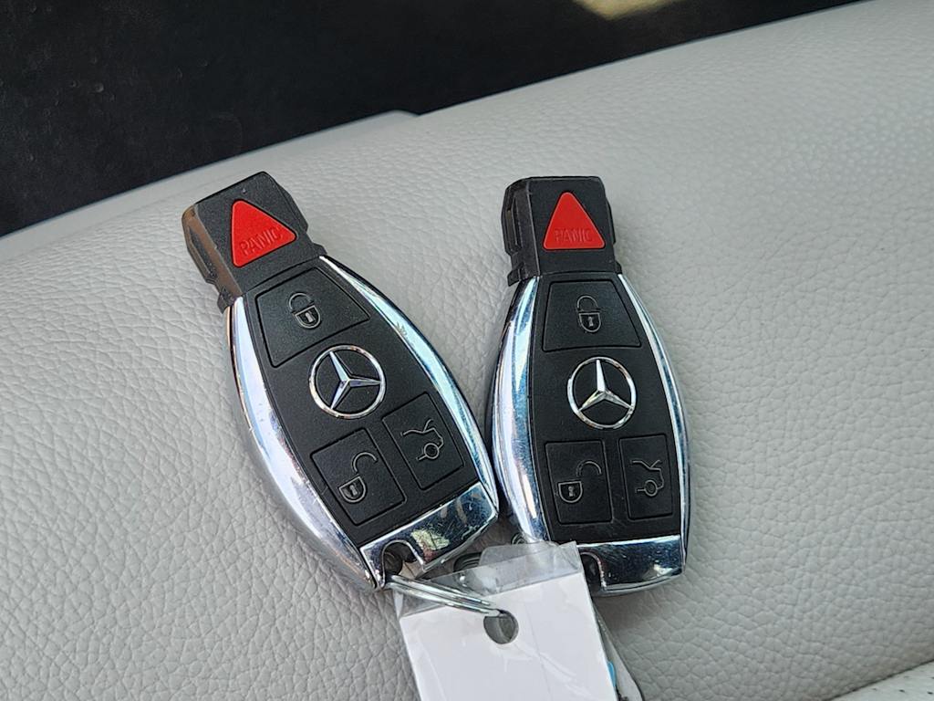 Thumbnail: 2016 Mercedes-Benz E-Class - 19