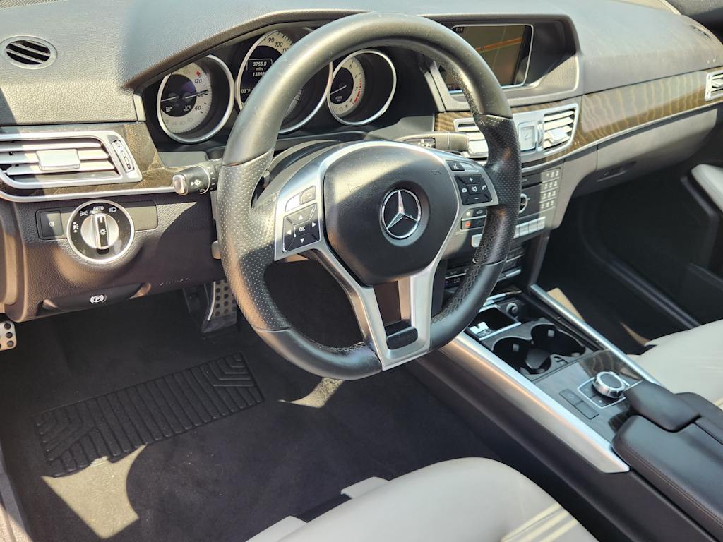 Thumbnail: 2016 Mercedes-Benz E-Class - 2