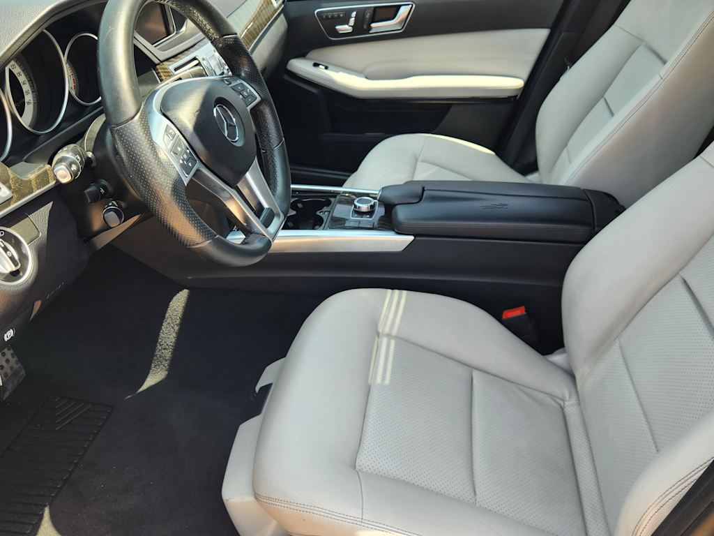 Thumbnail: 2016 Mercedes-Benz E-Class - 11