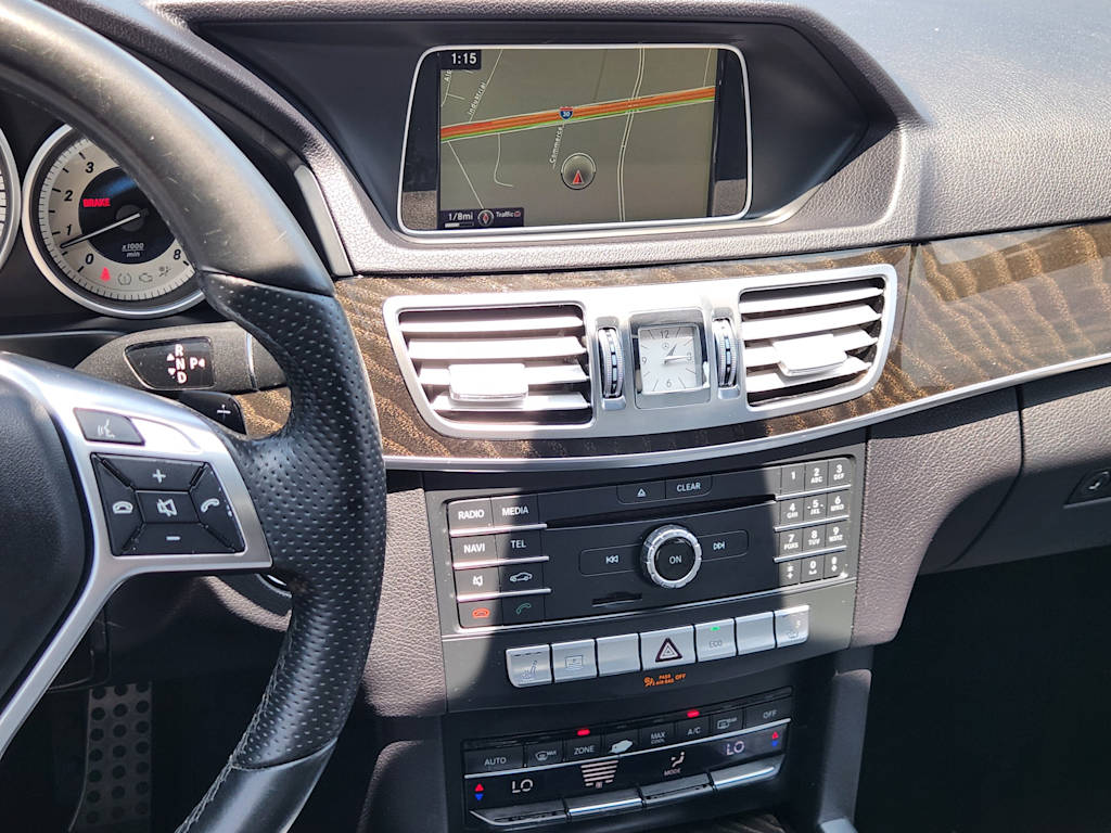 Thumbnail: 2016 Mercedes-Benz E-Class - 15