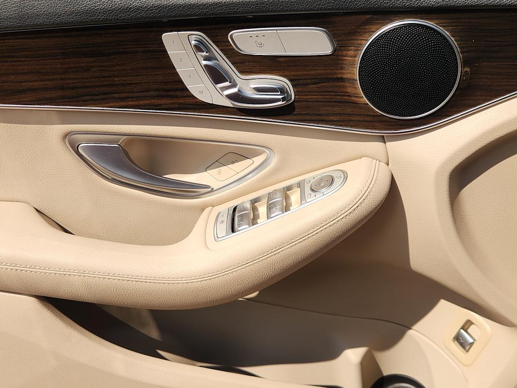 Thumbnail: 2018 Mercedes-Benz C-Class - 29