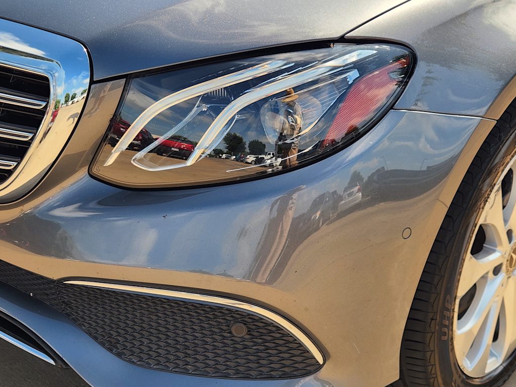 Thumbnail: 2018 Mercedes-Benz E-Class - 11