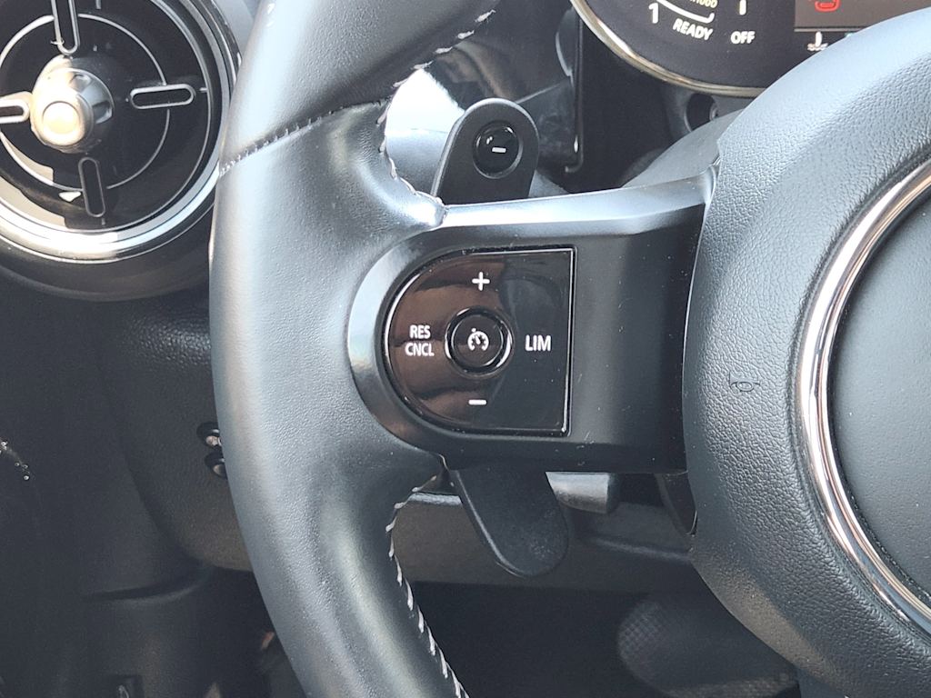 Thumbnail: 2023 MINI Cooper - 32