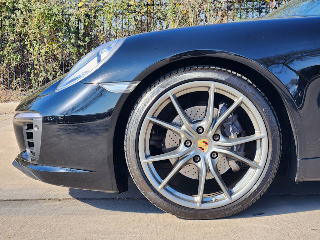 Thumbnail: 2017 Porsche 911 - 8