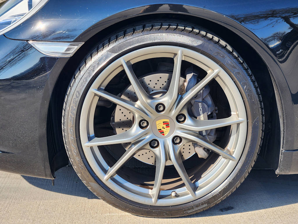 Thumbnail: 2017 Porsche 911 - 20