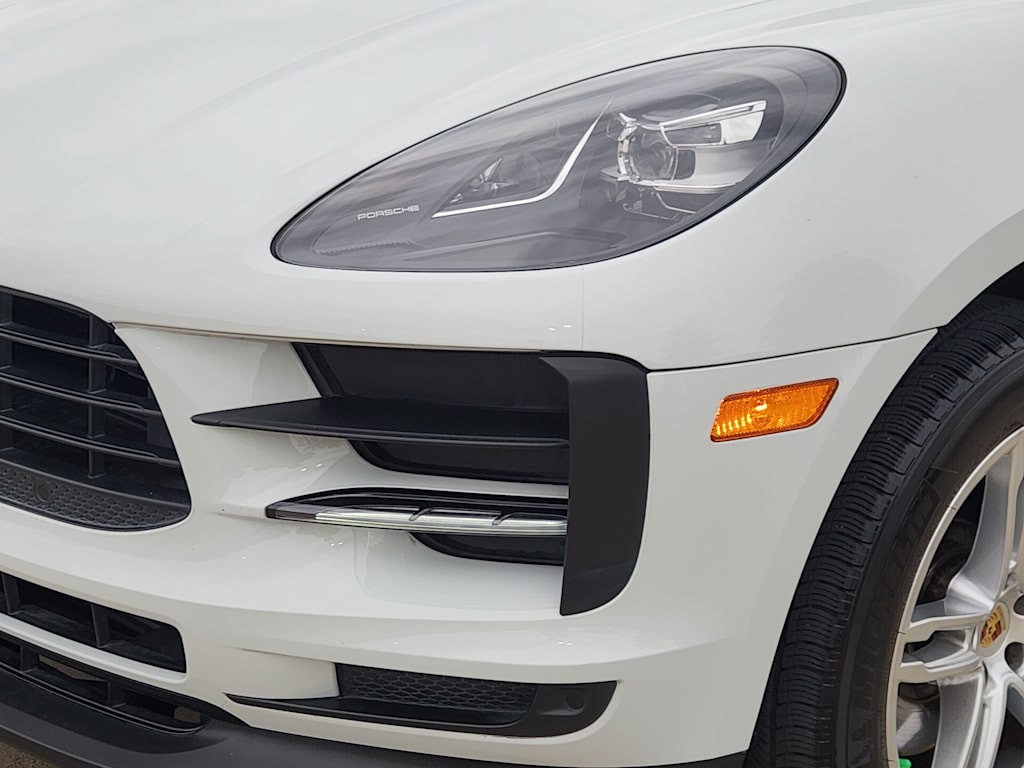 Thumbnail: 2021 Porsche Macan - 23