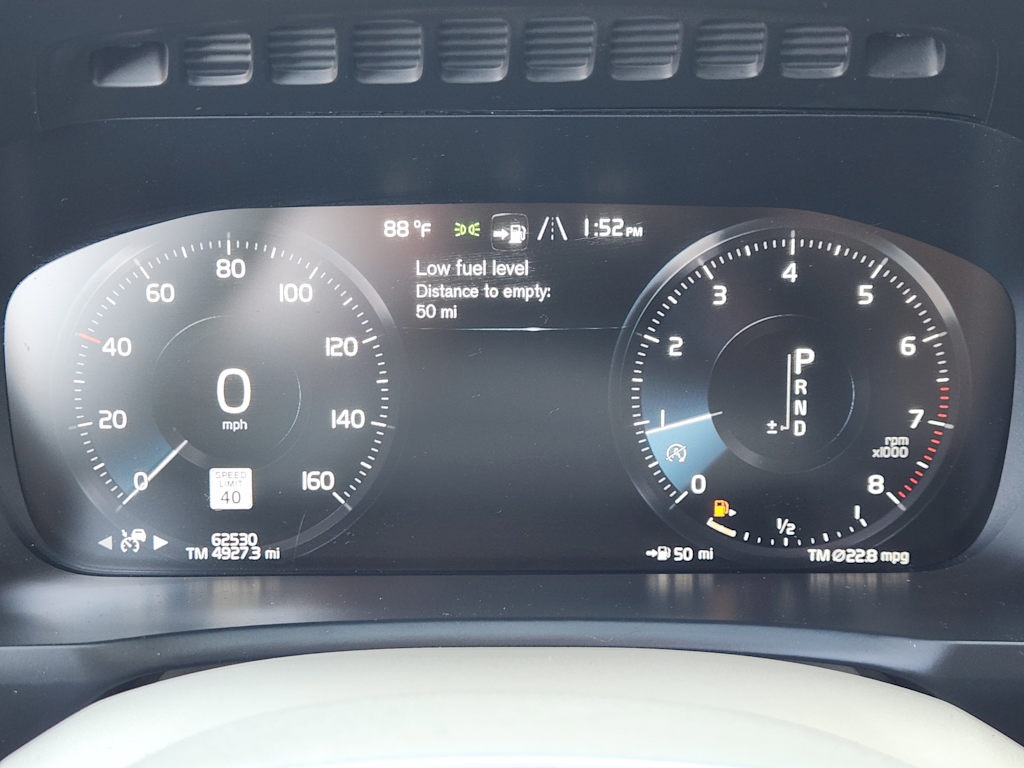 Thumbnail: 2020 Volvo XC90 - 17