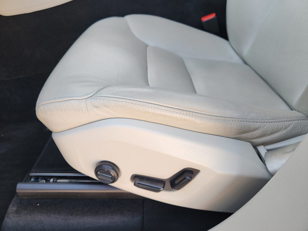 Thumbnail: 2020 Volvo XC90 - 31