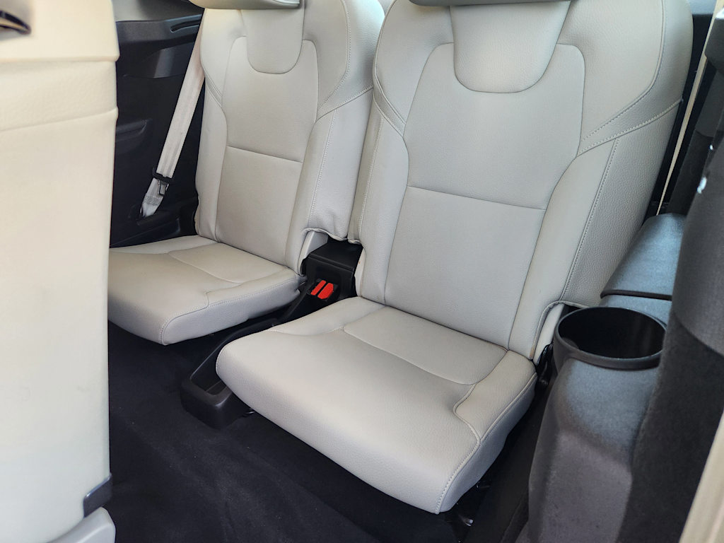 Thumbnail: 2020 Volvo XC90 - 22