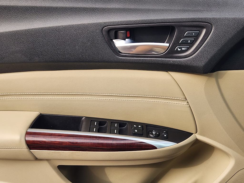 Thumbnail: 2015 Acura TLX - 28