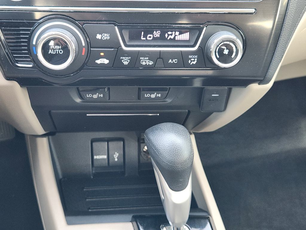 Thumbnail: 2015 Honda Civic - 25