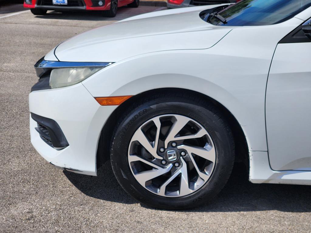 Thumbnail: 2016 Honda Civic - 6