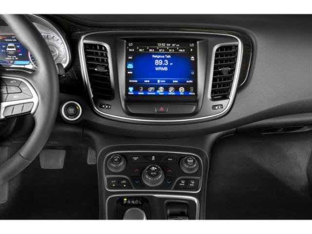 Thumbnail: 2015 Chrysler 200 - 12