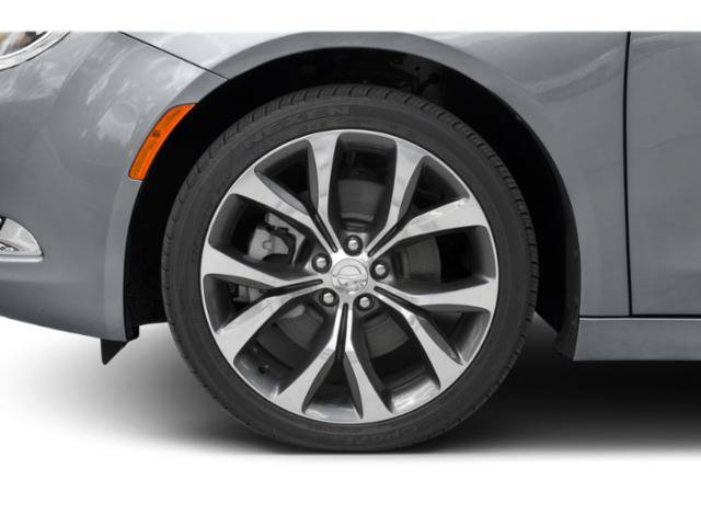 Thumbnail: 2015 Chrysler 200 - 6