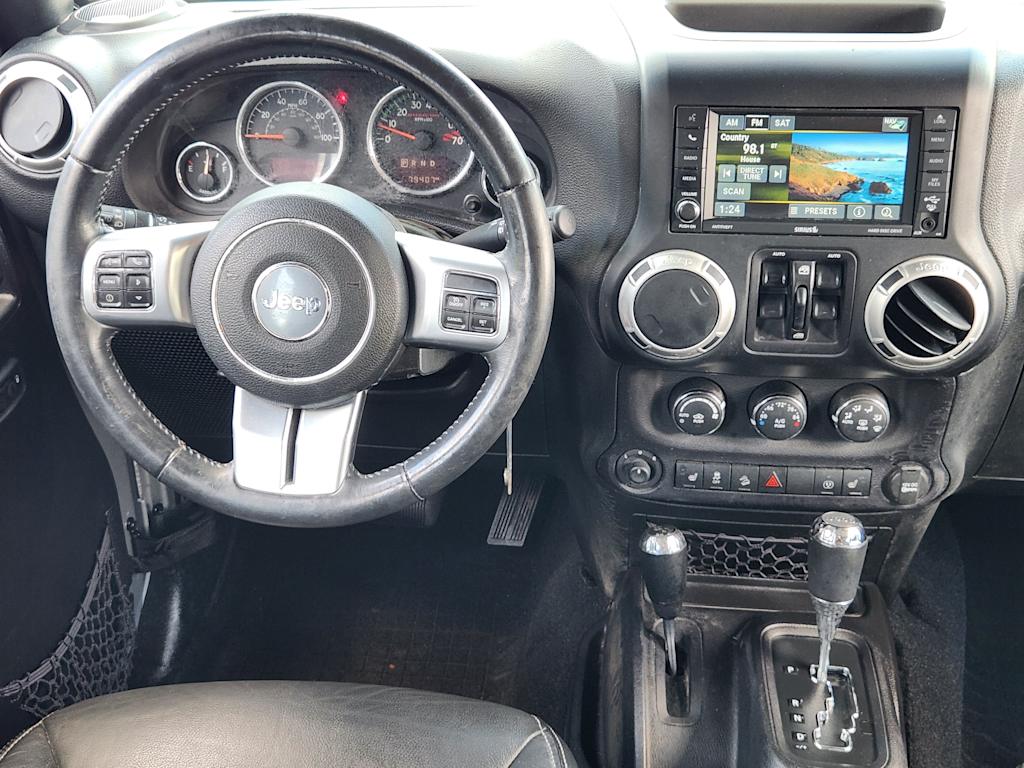 Thumbnail: 2016 Jeep Wrangler - 12