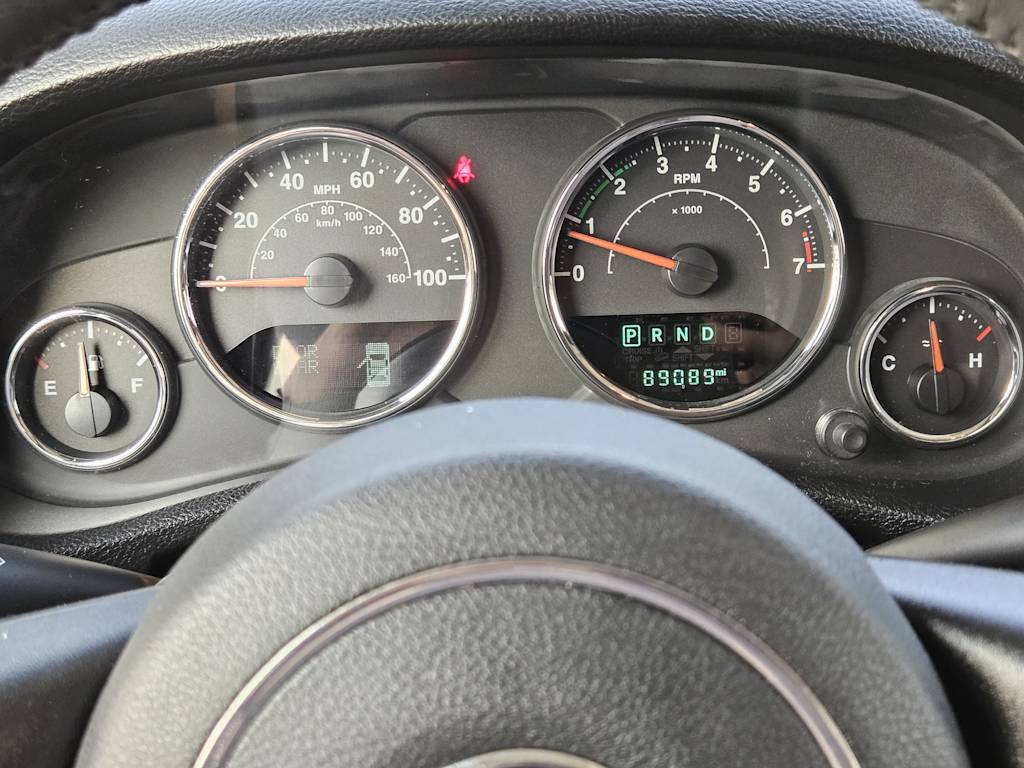 Thumbnail: 2017 Jeep Wrangler - 15
