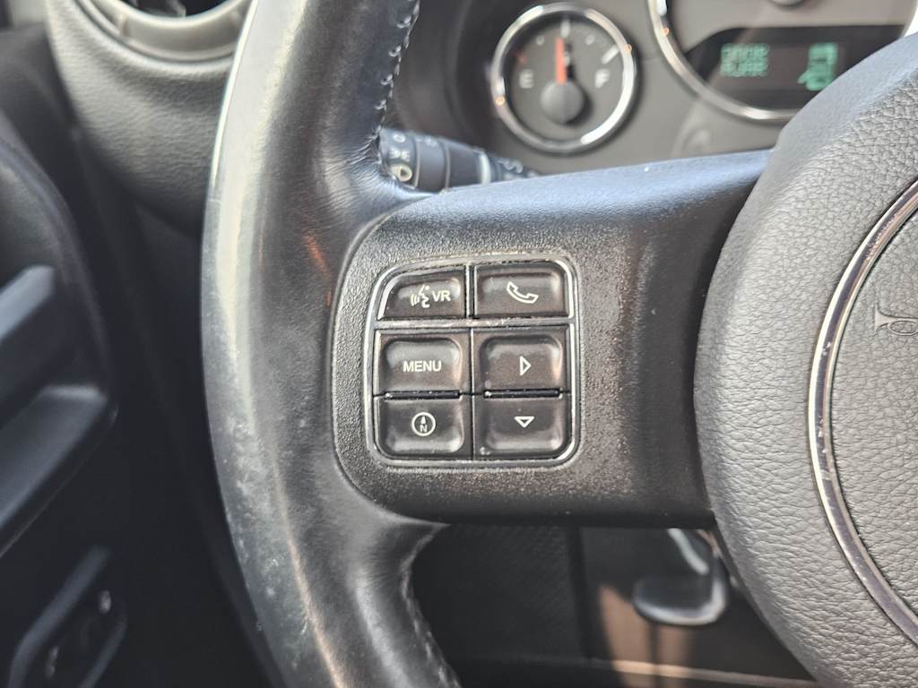 Thumbnail: 2017 Jeep Wrangler - 30