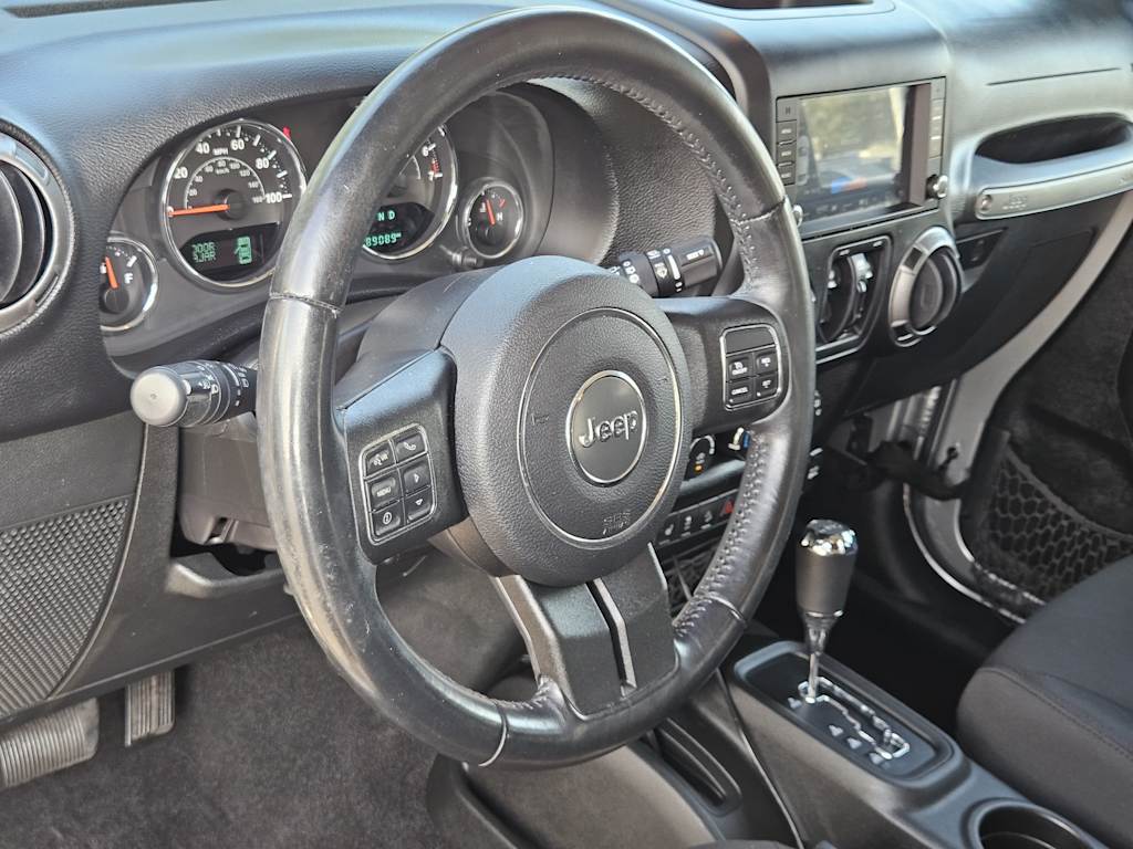 Thumbnail: 2017 Jeep Wrangler - 2