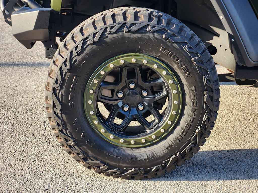 Thumbnail: 2022 Jeep Wrangler - 19