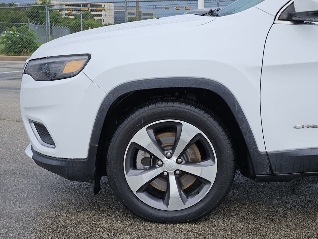 Thumbnail: 2019 Jeep Cherokee - 6