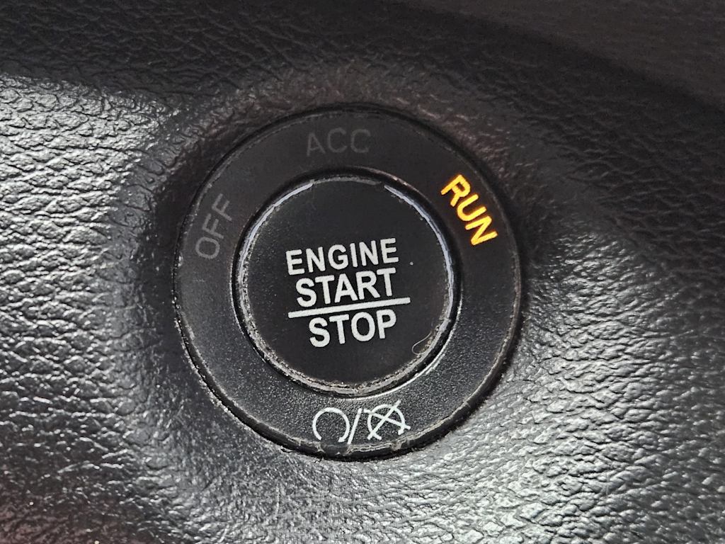 Thumbnail: 2019 Jeep Cherokee - 27