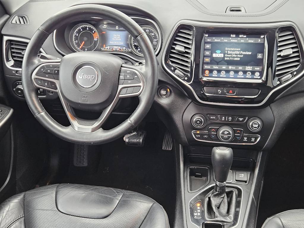 Thumbnail: 2019 Jeep Cherokee - 12