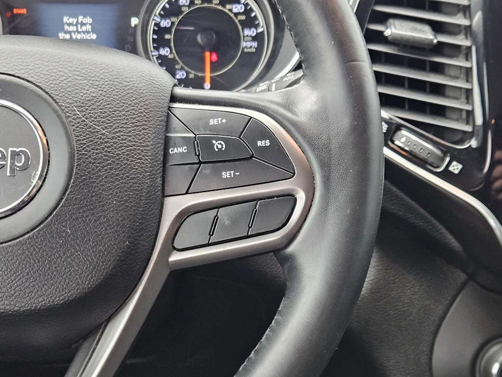 Thumbnail: 2019 Jeep Cherokee - 31