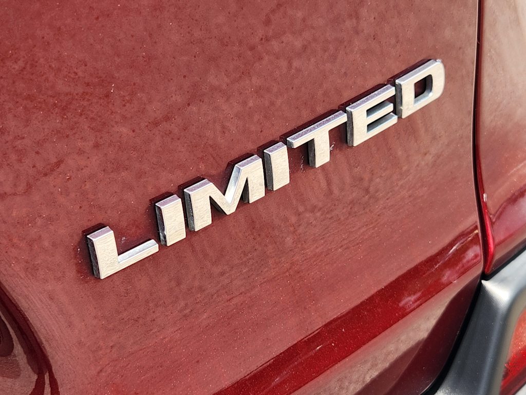 Thumbnail: 2019 Jeep Cherokee - 5